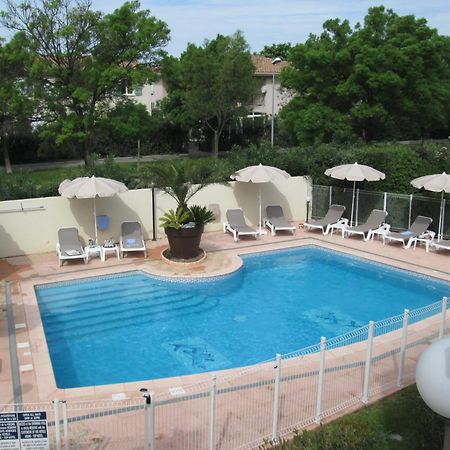 Top Motel Istres Exteriör bild